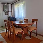 Apartment Lana Pijavice
